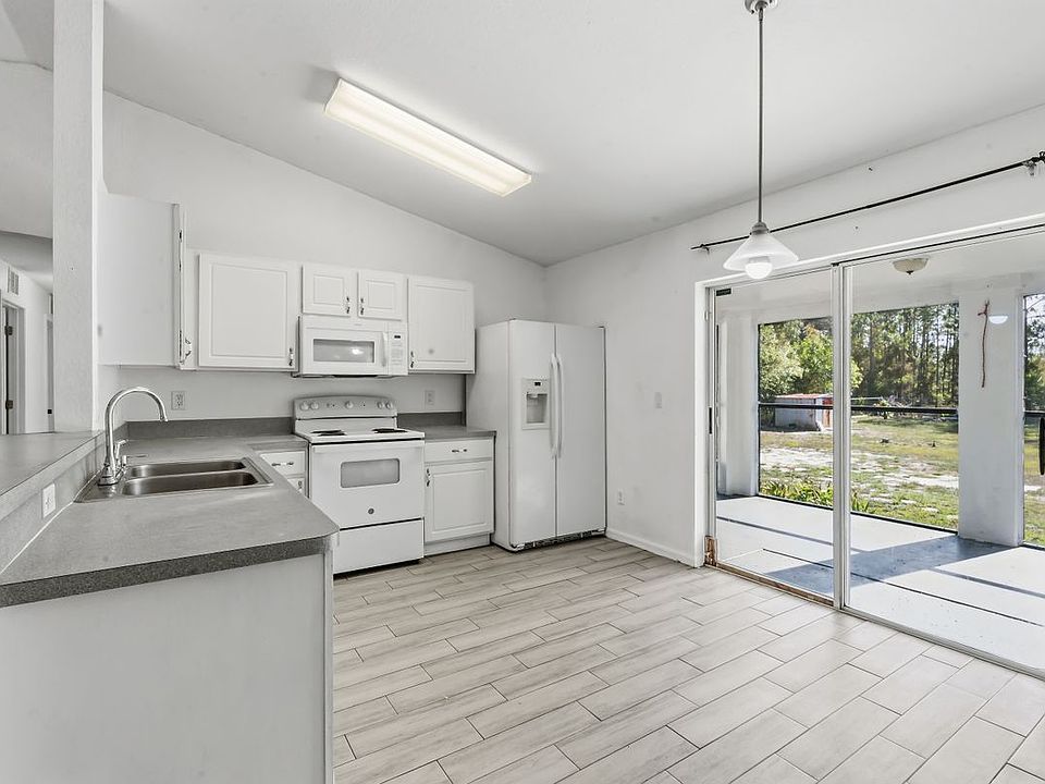1st image of 913 Canton Ave