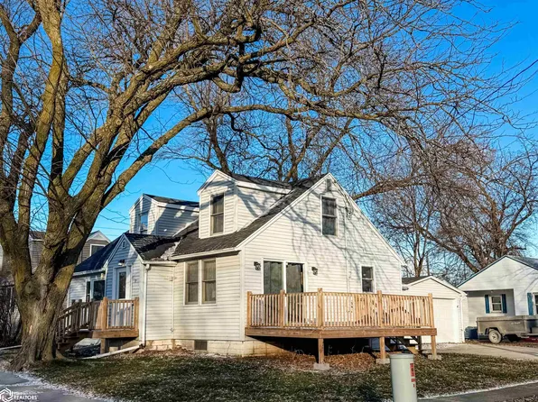 115 2nd St SE, Belmond, IA 50421