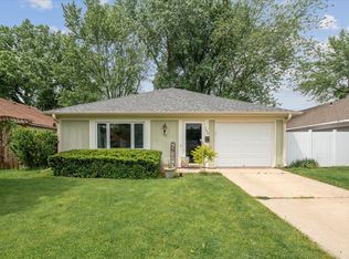 143 Tealwood Rd, Montgomery, IL 60538