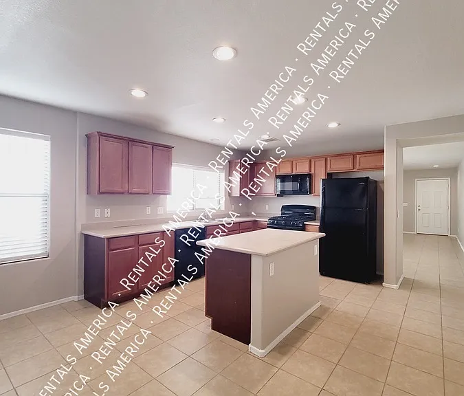 776 E Cowboy Cove Trl — Photo 5