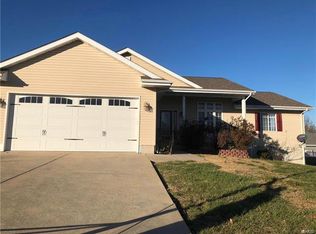 58 Dove Ct, Farmington, MO 63640
