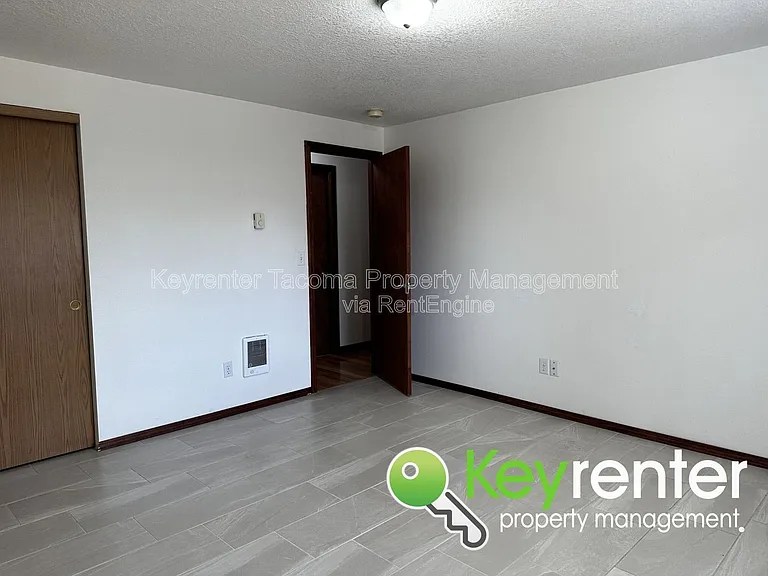 14415 SE 9th St — Photo 16