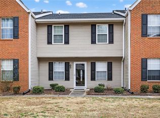3529 Clover Meadows Dr, Chesapeake, VA 23321