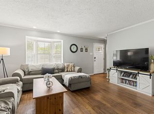 13127 Flagstone Ln, Dallas, TX 75240
