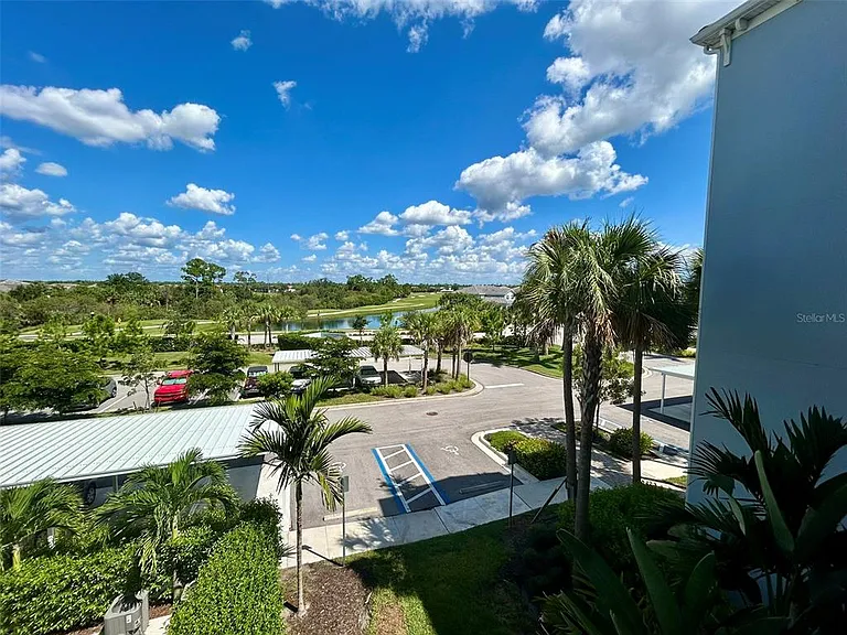 14121 Heritage Landing Blvd #736 — Photo 4