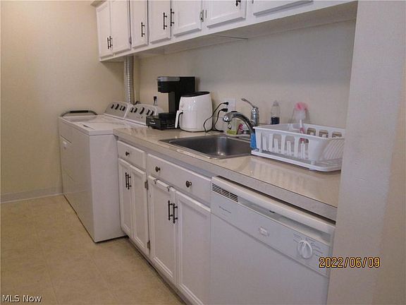 5th image of 266 Canterbury Ln #B-20