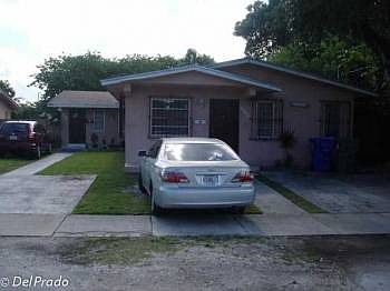 1st image of 2810 SW 36th Ave #2810