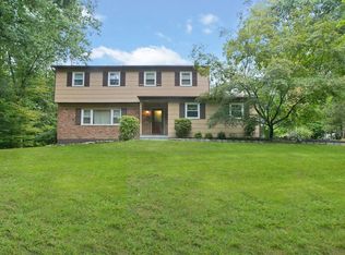 9 Whitefield Rd, Spring Valley, NY 10977
