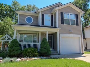 1731 Beechmont St, Keego Harbor, MI 48320