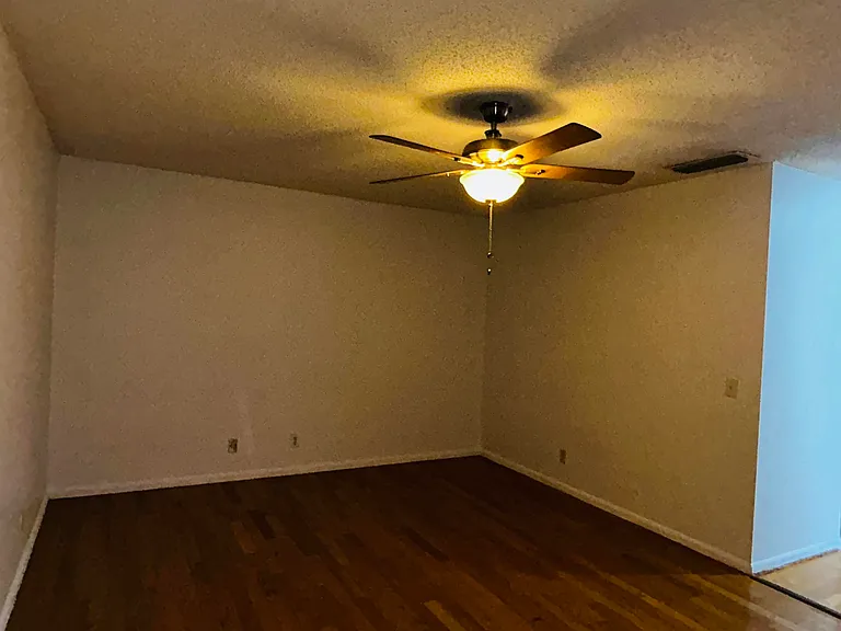 11983 Shakerwood Ln — Photo 22