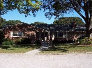 5 Southerland Dr, Hampton, VA 23669