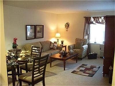 4th image of 9895 Palace Hall Dr