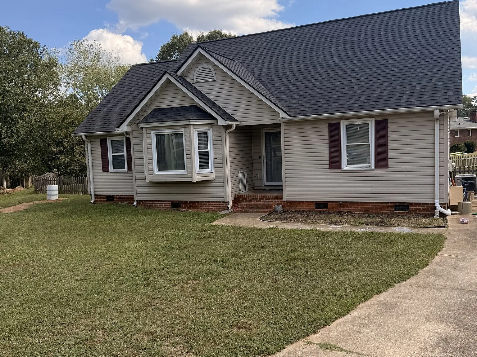 3bd House for Rent in Simpsonville — Photo 3