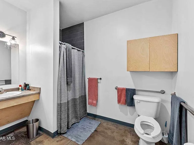 200 Anthony St #3 — Photo 7