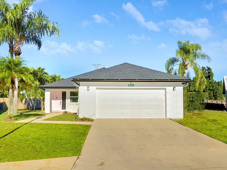 125 Arrowhead Cir — Photo 1