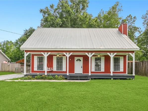 1930 Dupard St, Mandeville, LA 70448