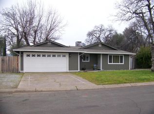 2646 Rainbow Ln, Redding, CA 96002