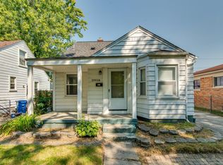 25510 Elsinore St, Redford, MI 48239