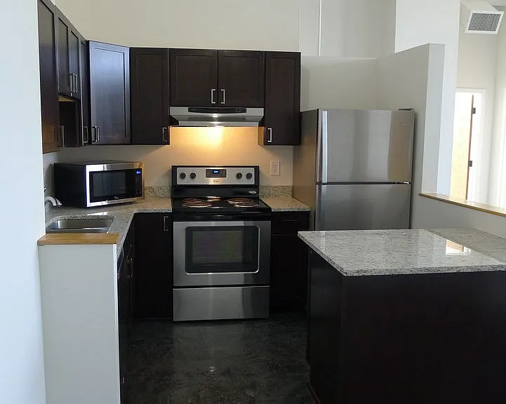 Garfield Lofts — Photo 20