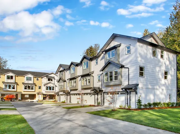 Town Homes at the Ridge