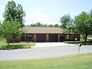 1st image of 233-235 Mack Hollimon Dr