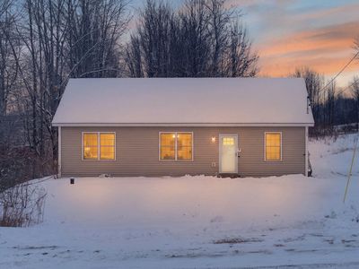 11 Cruz Drive, Wales, ME, 04280
