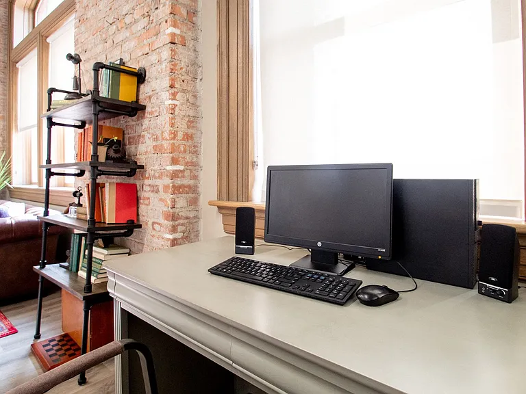 Community Room/Business Center