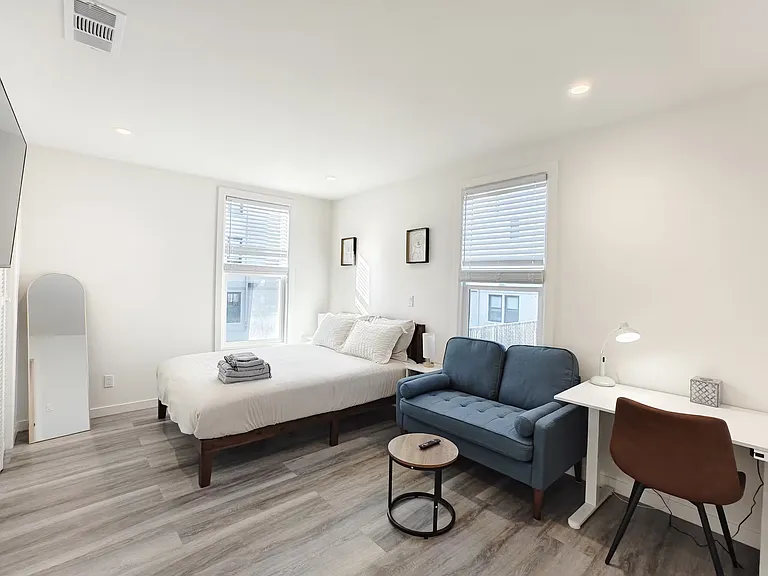 2338 Geary Blvd #C — Photo 4