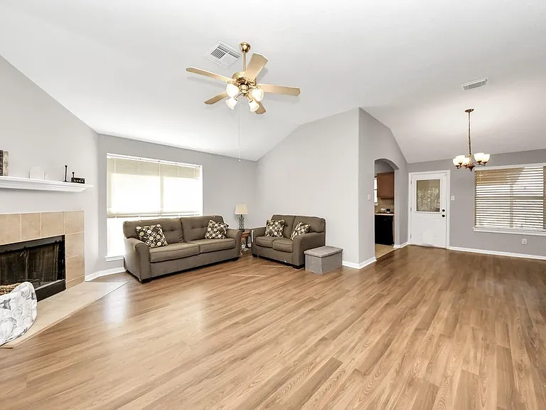 5615 Brenwood Glen Trl — Photo 15