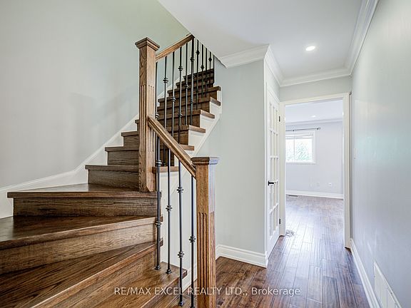 5th image of 7025 Dunrobin Way