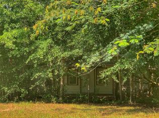 678 S 11th St, Defuniak Springs, FL 32435