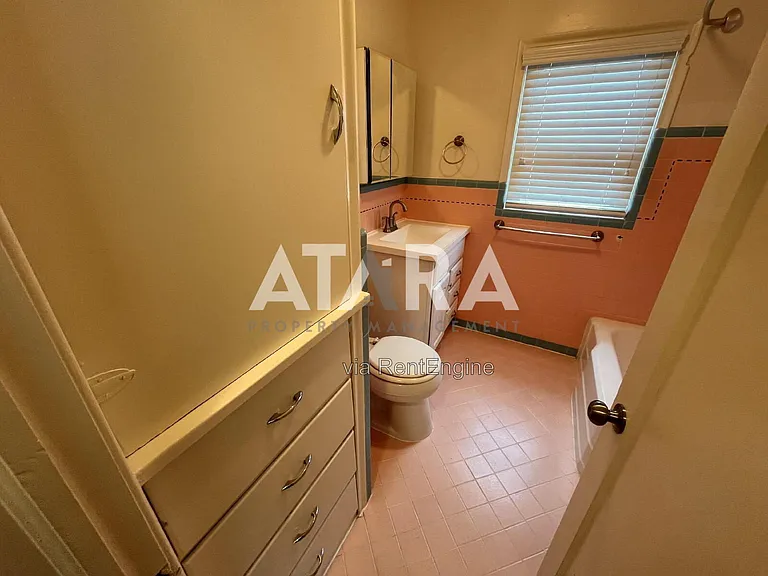 1335 E Thornton Ave — Photo 20