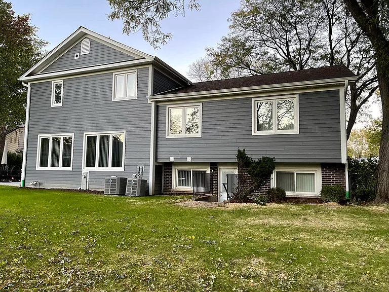 1415 E Fleming Dr S — Photo 3