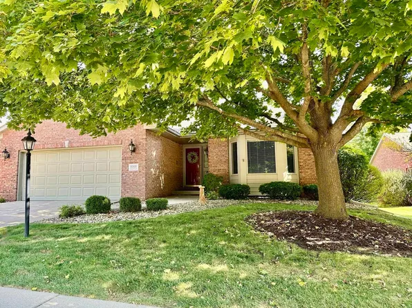 10508 N Pheasant Ln, Peoria, IL 61615