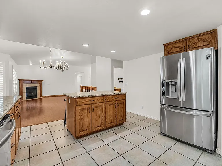 1429 W Flint Meadow Dr — Photo 9