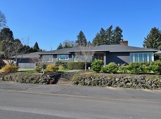 8115 SW 4th Ave, Portland, OR 97219