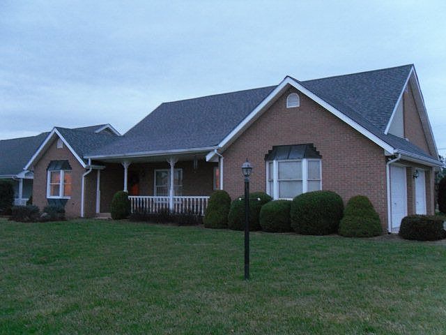 1st image of 140 Bethany St