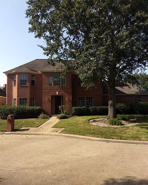 1st image of 7211 N Hearthstone Green Ct
