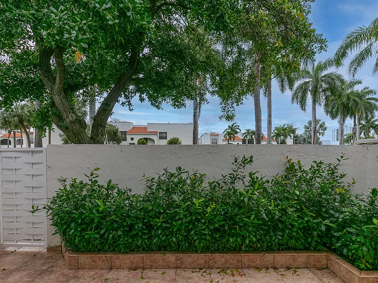 3530 Magellan Cir #613 — Photo 32