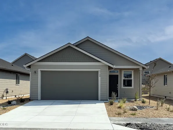 2720 NW 26th Loop N, Redmond, OR 97756