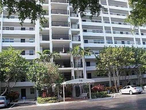 3rd image of 605 Oaks Dr APT 809