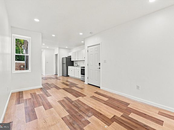 3rd image of 2843 N 13th St #2