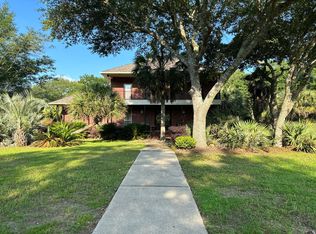 5720 Riverview Oaks Dr, Theodore, AL 36582