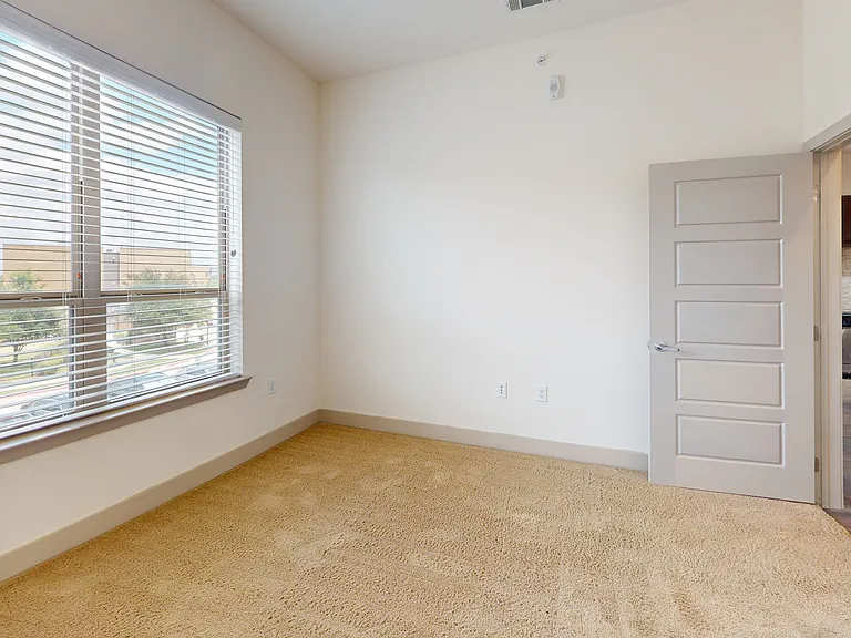 The Flats at Palisades — Photo 61
