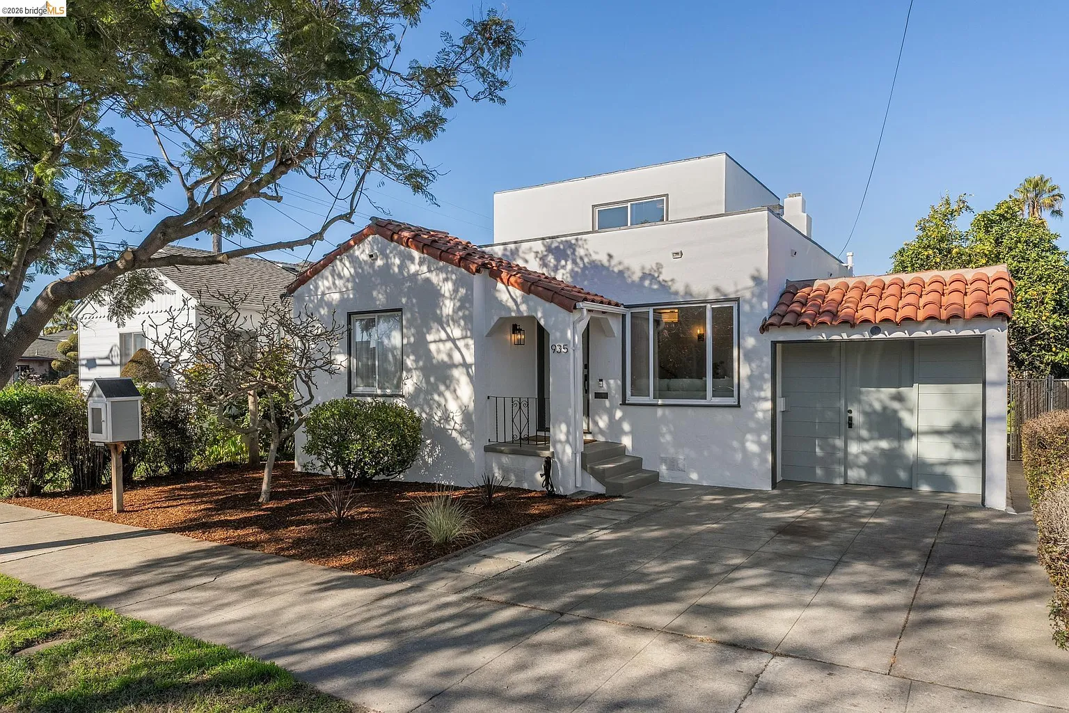 935 Virginia St photo 1