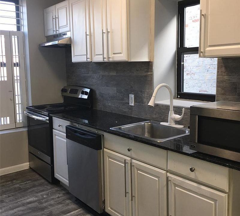 1st image of 422 St Nicholas Ave APT 5S