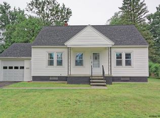 2045 Chepstow Rd, Schenectady, NY 12303