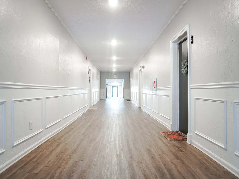 404 S Newport Ave #18 — Photo 13