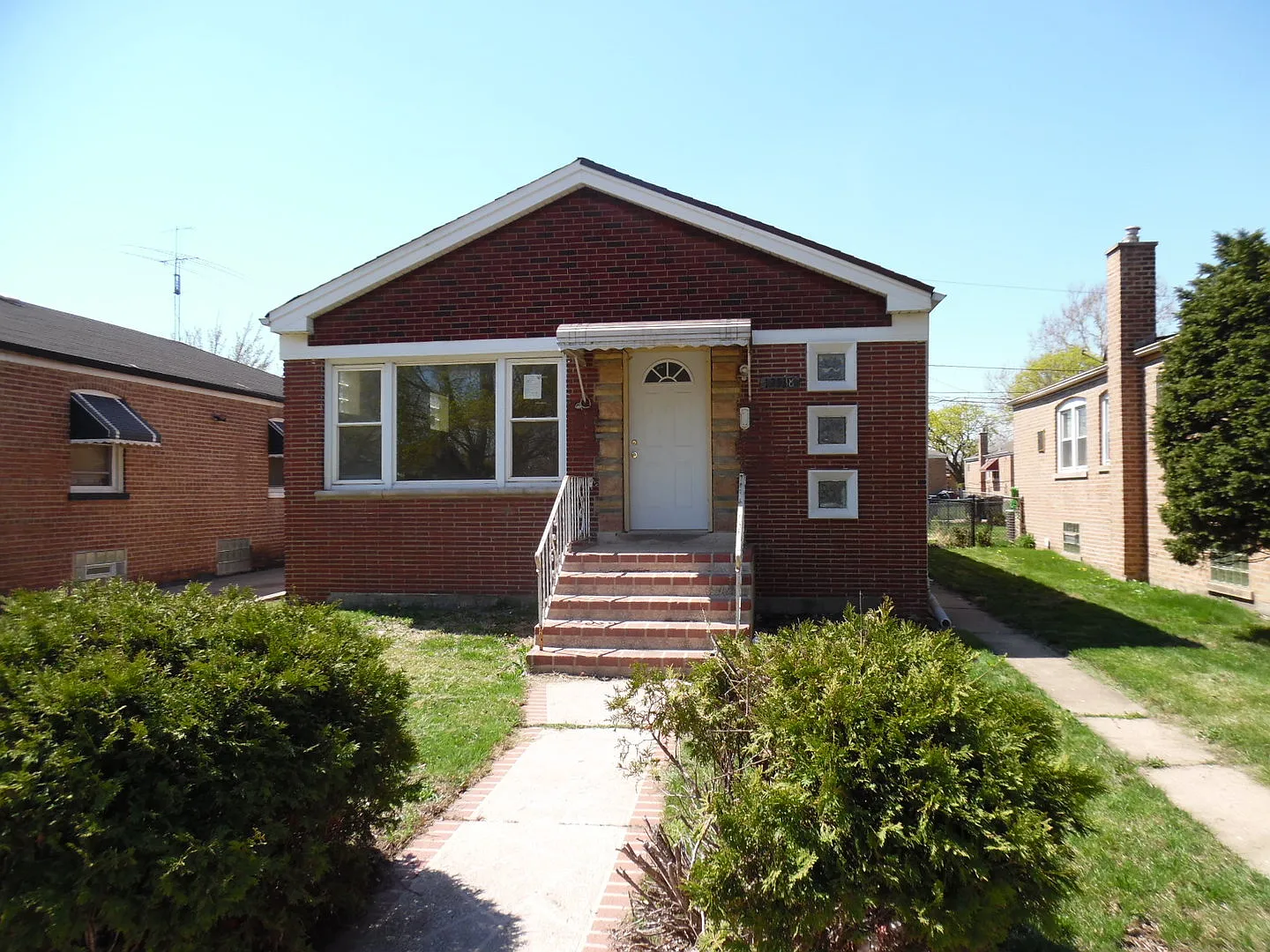 12538 S Wentworth Ave photo 1