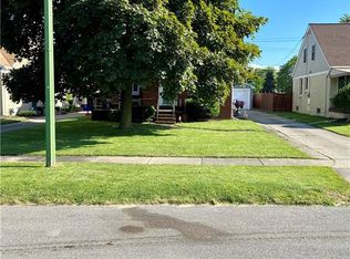 106 Donald Dr, Cheektowaga, NY 14225